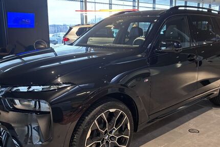 BMW X7 11.760 km 88.790 &euro; Horn- Bad Meinberg 32805