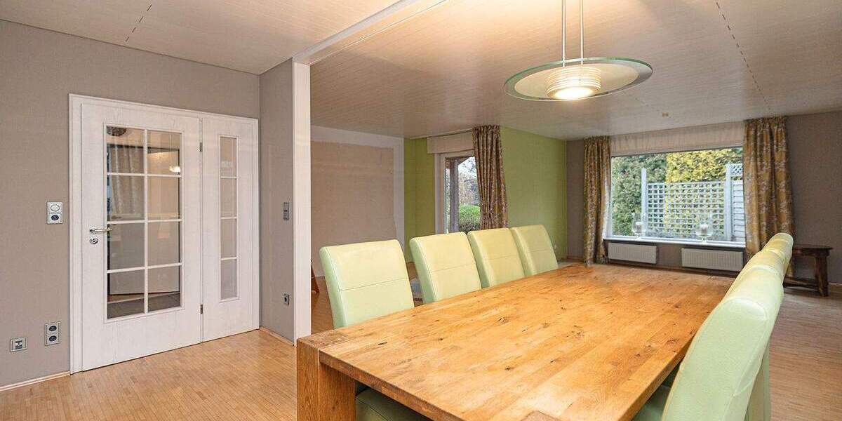 Bungalow Schloß Holte-Stukenbrock Stukenbrock - 4 Zimmer, 124 m&sup2;, 415.000&euro; | Angebot:26643999