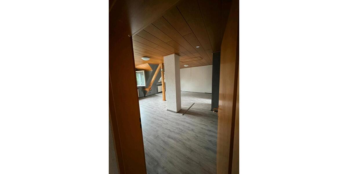 Dachgeschoßwohnung Brakel - 2 Zimmer, 72 m&sup2;, 700&euro; | Angebot:26321260