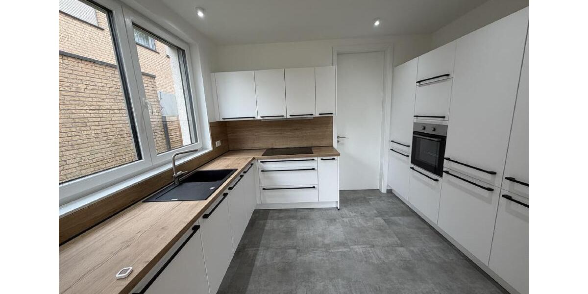 Etagenwohnung Paderborn - 3 Zimmer, 143 m&sup2;, 1.700&euro; | Angebot:26440862