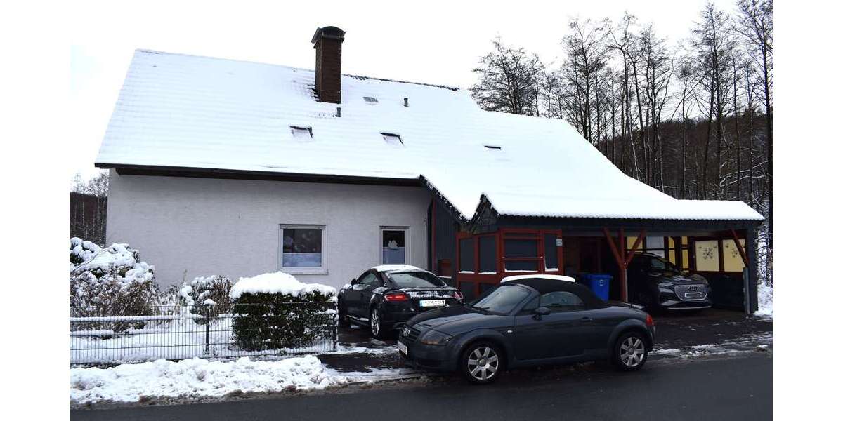 Einfamilienhaus Bad Driburg - 11 Zimmer, 220 m&sup2;, 259.000&euro; | Angebot:24456725