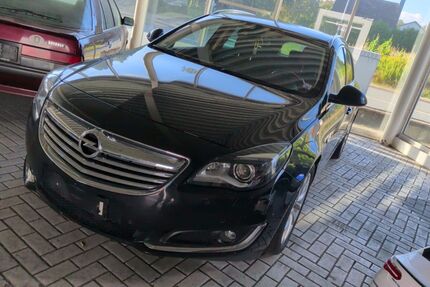 Opel Insignia 242.000 km 4.499 &euro; Detmold 32758