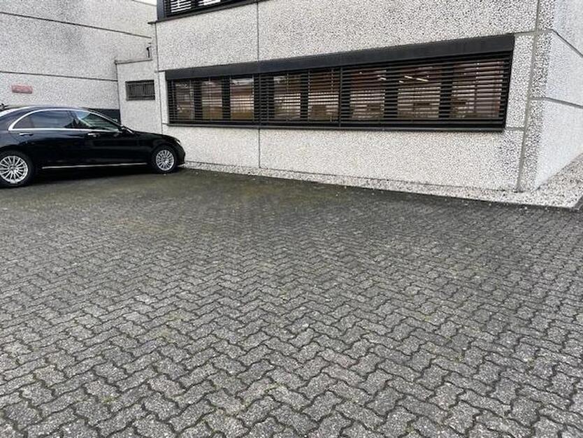 Attraktive Gewerberäume in Detmold zu vermieten – renoviert, mit mind. 8 Parkplätzen