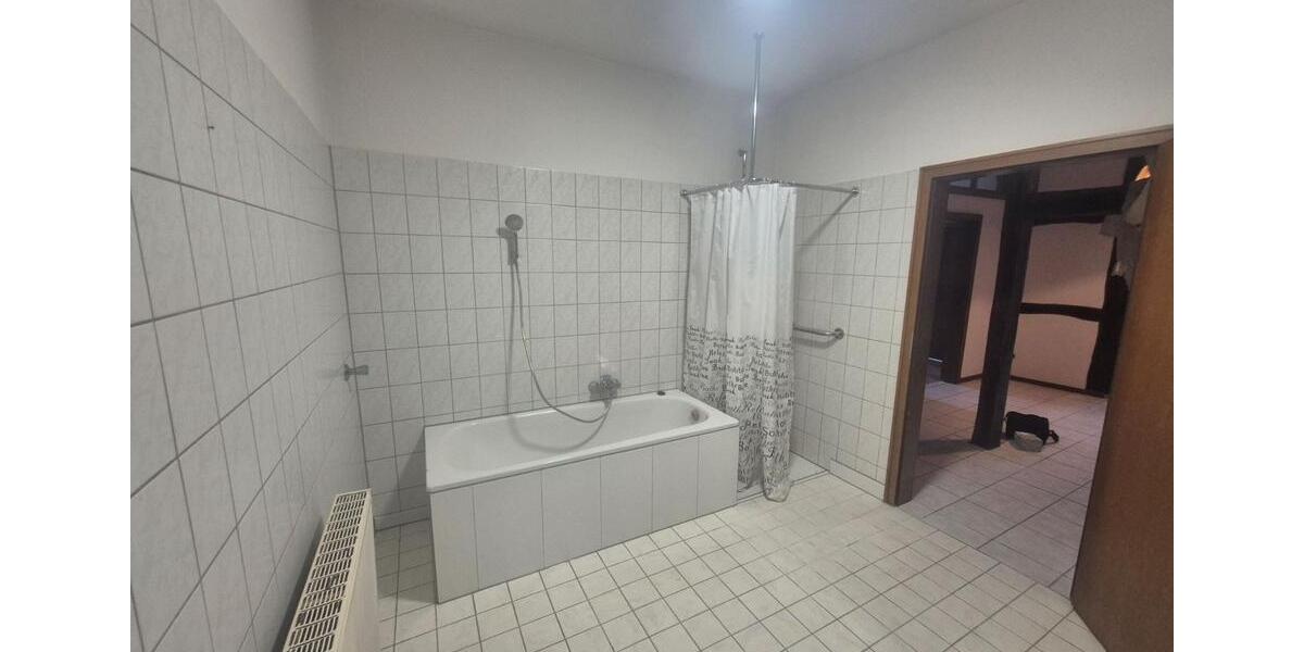 Etagenwohnung Willebadessen - 3 Zimmer, 85 m&sup2;, 630&euro; | Angebot:25073413