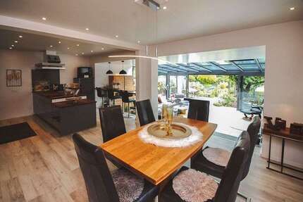 Haus Paderborn - 7 Zimmer, 220 m&sup2;, 950.000&euro; | Angebot:26472825