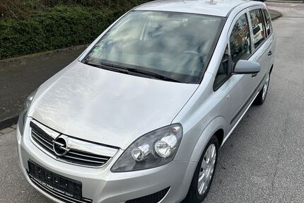 Opel Zafira 178.000 km 3.999 &euro; Paderborn 33100