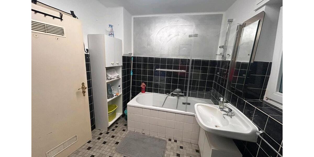 Etagenwohnung Paderborn - 1 Zimmer, 40 m&sup2;, 510&euro; | Angebot:27589741