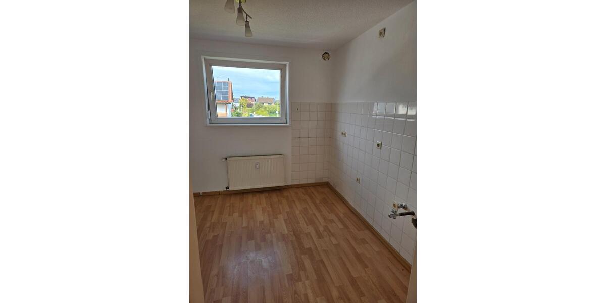Dachgeschoßwohnung Steinheim - 3.5 Zimmer, 86 m&sup2;, 640&euro; | Angebot:27544318