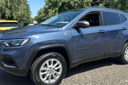 Jeep Compass 33.430 km 24.990 € Willebadessen 34439