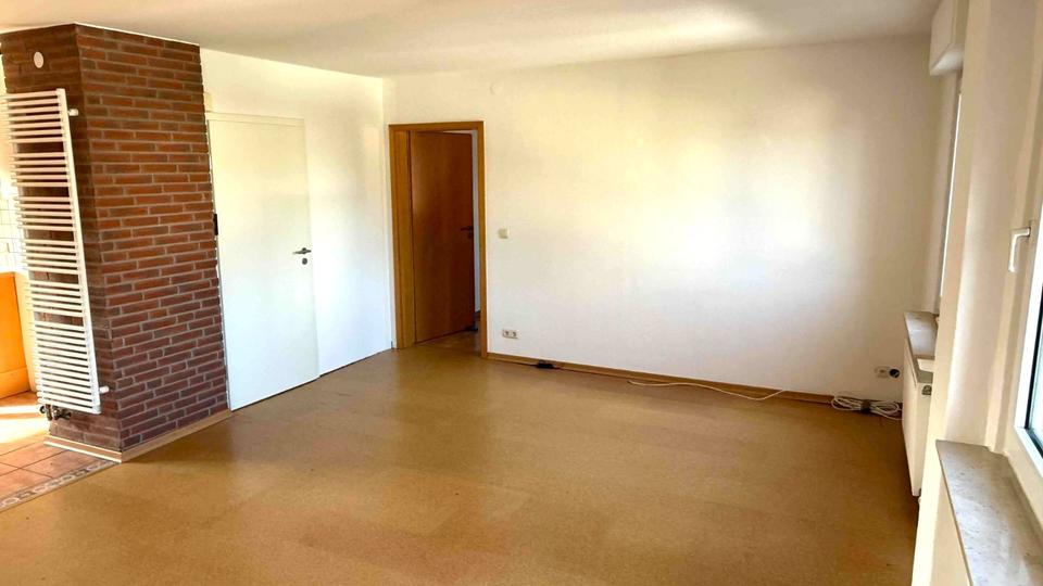 Dachgeschoßwohnung Bad Lippspringe - 3 Zimmer, 76 m&sup2;, 646&euro; | Angebot:26335934