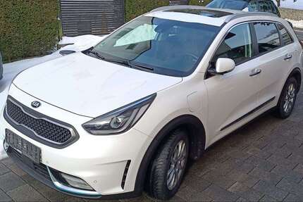 Kia Niro 136.000 km 12.500 &euro; Horn-Bad Meinberg, Stadt 32805