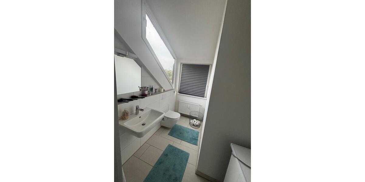 Dachgeschoßwohnung Paderborn Neuenbeken - 3 Zimmer, 62 m&sup2;, 589&euro; | Angebot:27577036