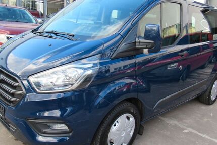 Ford Tourneo Custom 228.000 km 13.900 € Detmold 32758
