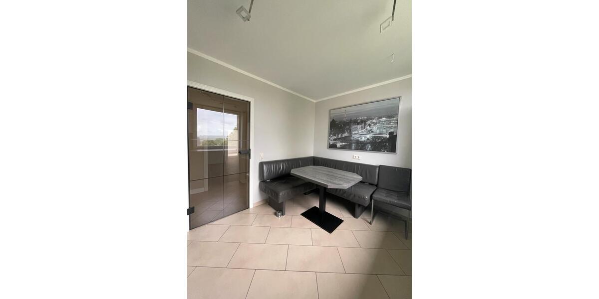 Etagenwohnung Detmold - 4 Zimmer, 103 m&sup2;, 1.070&euro; | Angebot:26665439