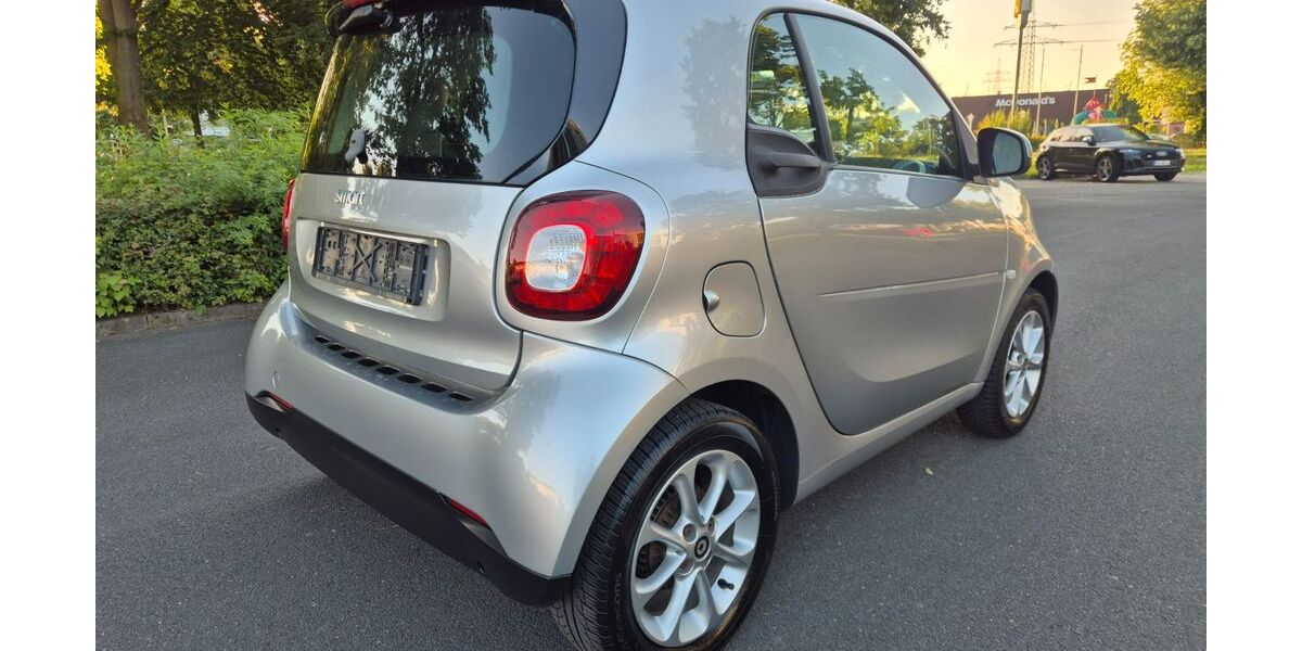 Smart ForTwo 130.000 km 5.499 &euro; Salzkotten 33154