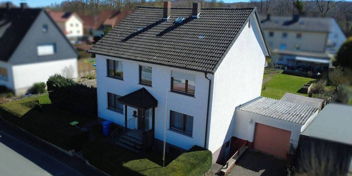 Einfamilienhaus Willebadessen - 5 Zimmer, 140 m&sup2;, 199.000&euro; | Angebot:26724091