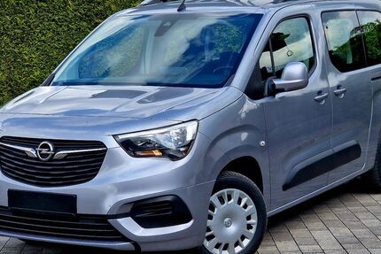 Opel Combo 155.000 km 10.999 &euro; Bad Lippspringe 33175