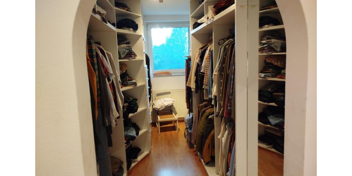 Etagenwohnung Verl - 2 Zimmer, 149 m&sup2;, 1.350&euro; | Angebot:25177776