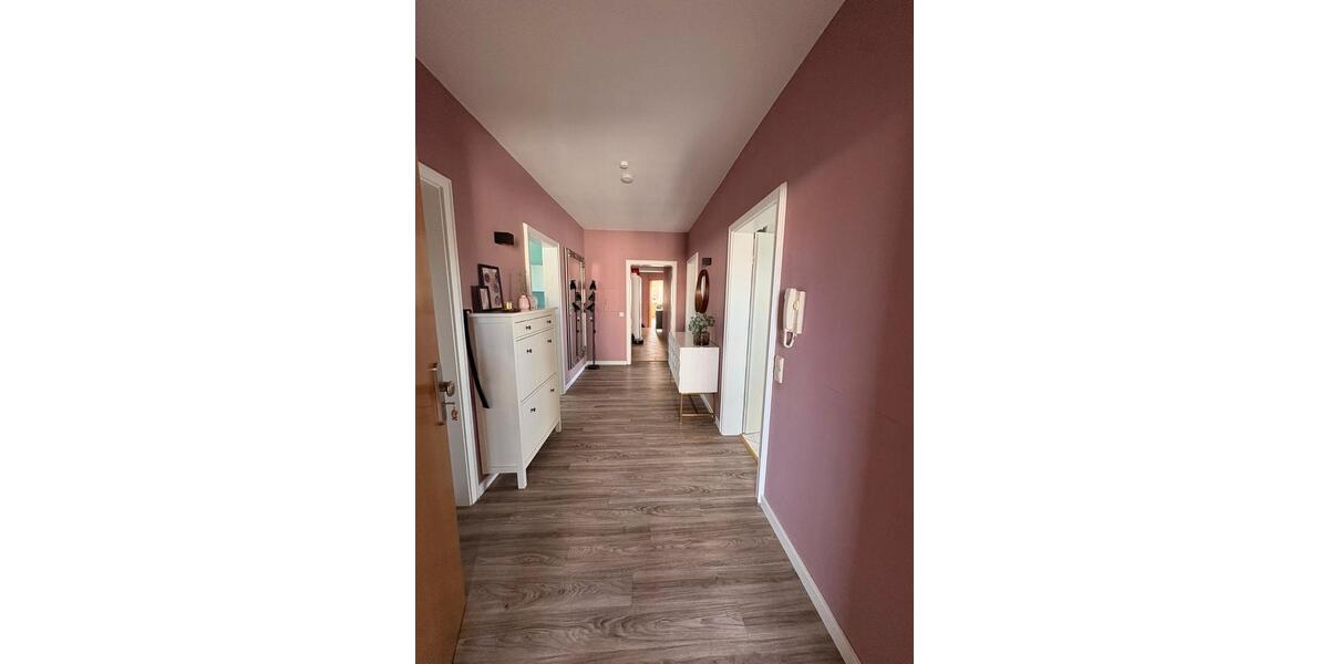 Etagenwohnung Bad Lippspringe - 5 Zimmer, 155 m&sup2;, 1.600&euro; | Angebot:27581416
