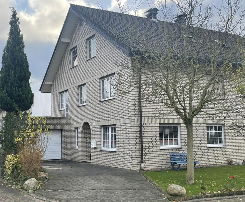 Ihr Traumhaus mit großzügigem Grundstück in bester Lage!