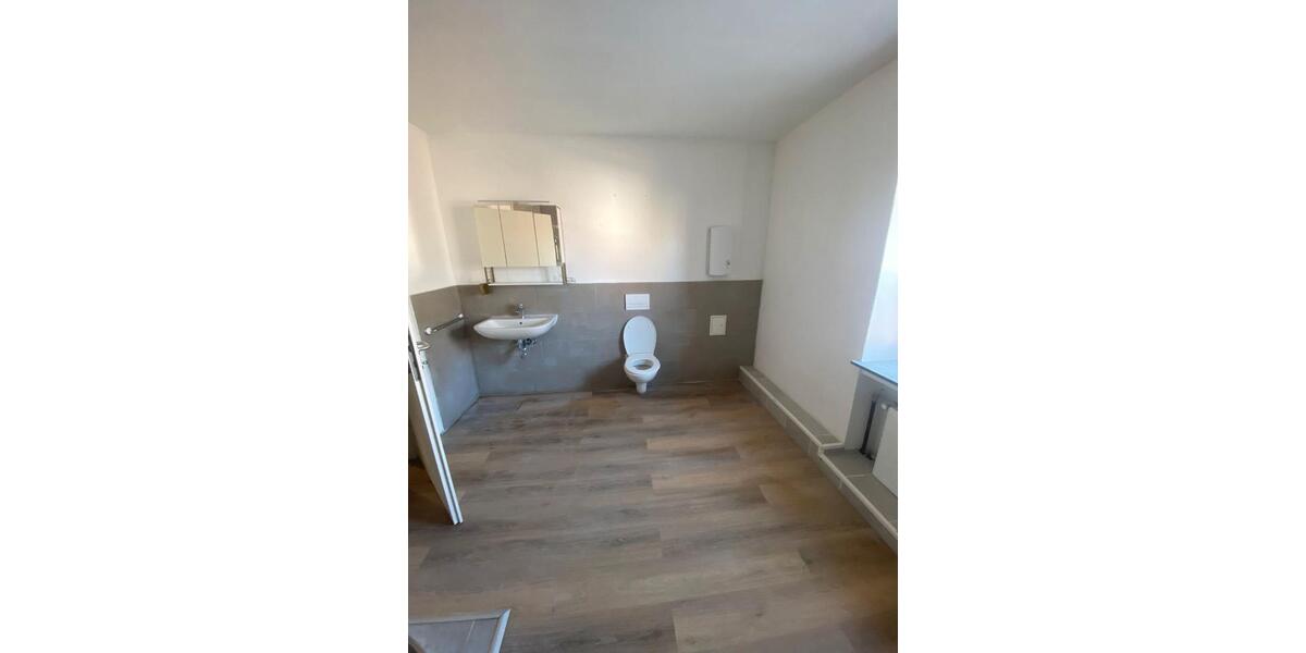 Etagenwohnung Bad Driburg - 3 Zimmer, 73 m&sup2;, 480&euro; | Angebot:26276798