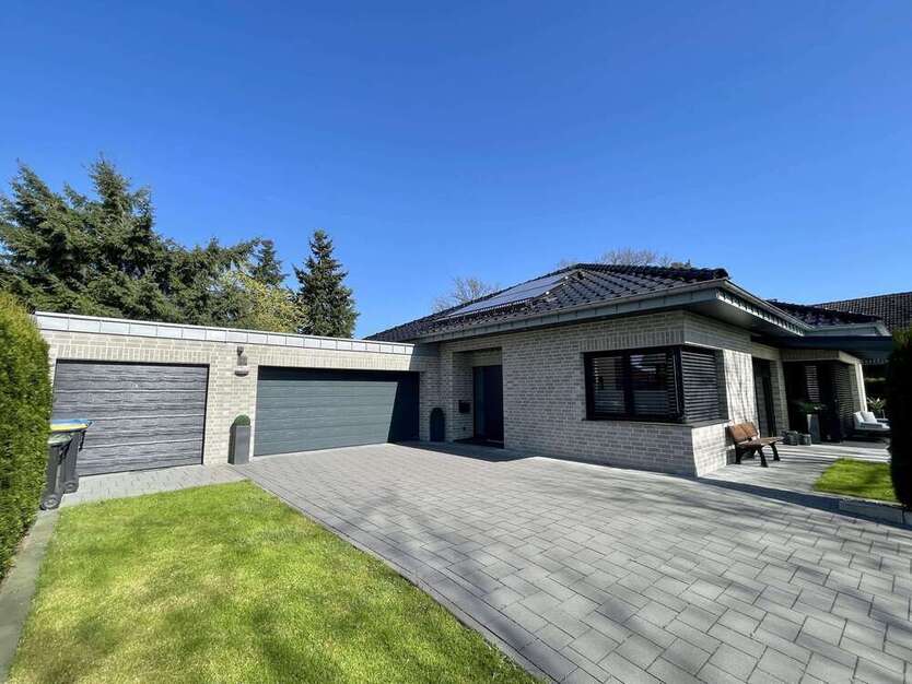 Haus zum Kaufen in Schloß Holte-Stukenbrock 598.000 € 130 m²