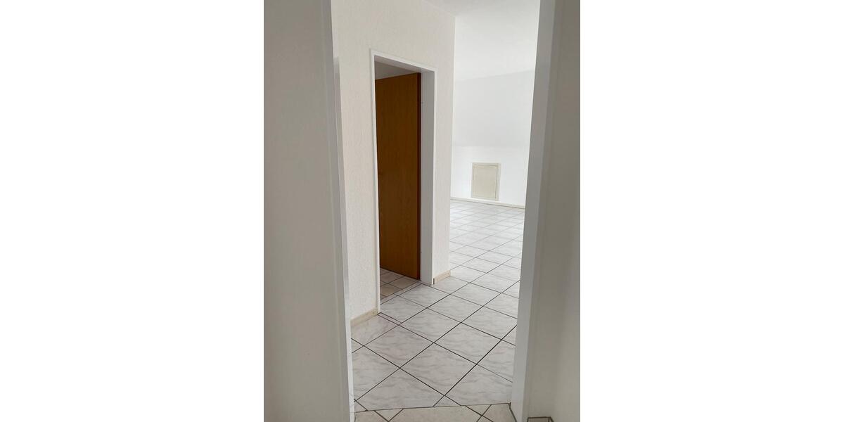Dachgeschoßwohnung Paderborn Univiertel - 3 Zimmer, 77 m&sup2;, 650&euro; | Angebot:26462501