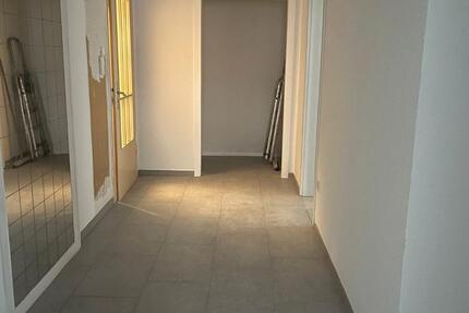 Wohnung Paderborn - 3 Zimmer, 86 m&sup2;, 850&euro; | Angebot:26403781