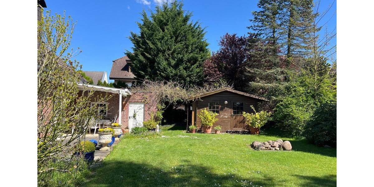Einfamilienhaus Lippstadt - 6.5 Zimmer, 128 m&sup2;, 536.000&euro; | Angebot:26478867