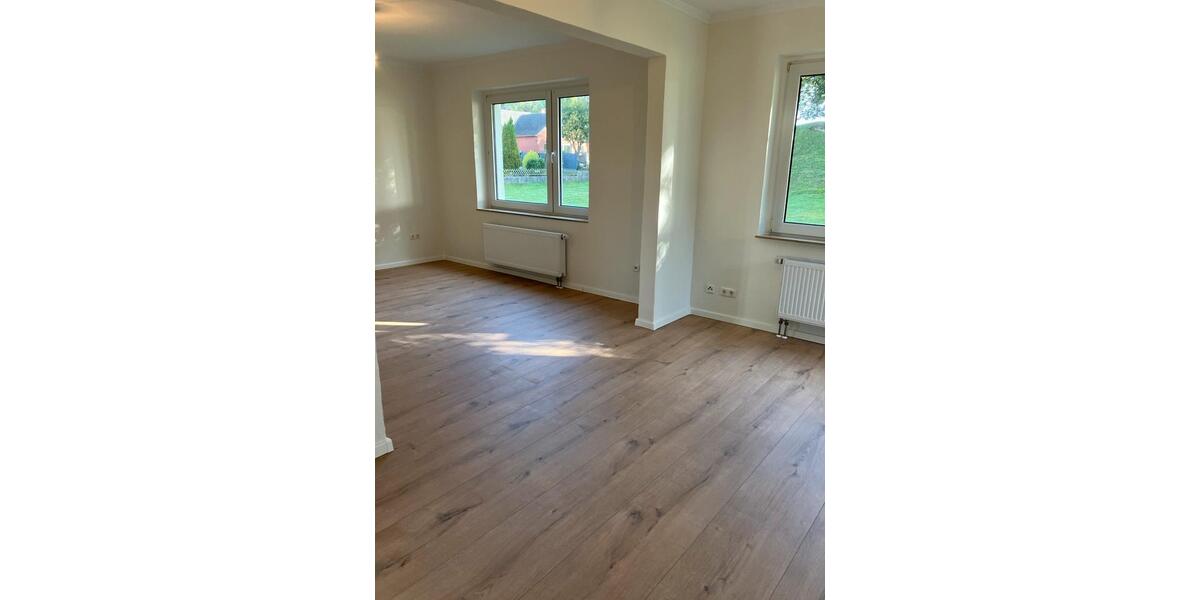 Einfamilienhaus Salzkotten - 4 Zimmer, 110 m&sup2;, 1.320&euro; | Angebot:27615019