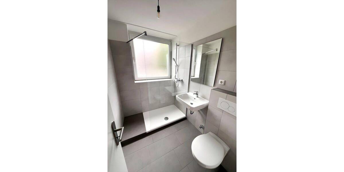 Etagenwohnung Paderborn Kernstadt - 3 Zimmer, 100 m&sup2;, 880&euro; | Angebot:26883464