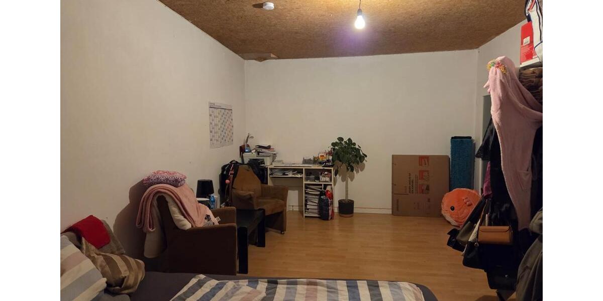 Etagenwohnung Paderborn Univiertel - 1 Zimmer, 18 m&sup2;, 240&euro; | Angebot:26145699