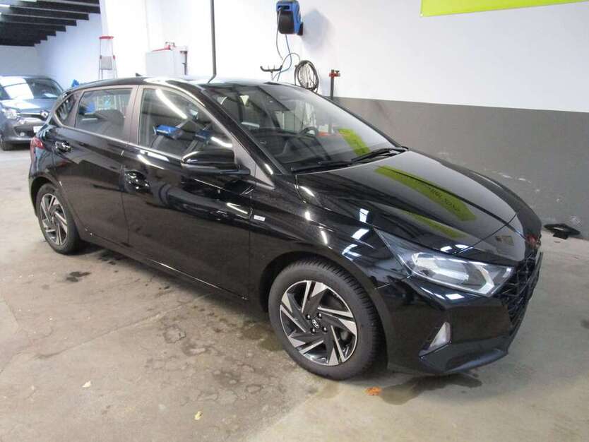 Hyundai i20 56.650 km 14.890 € Verl 33415