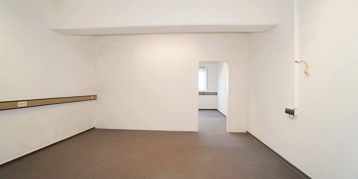 Gewerbeobjekt Paderborn Kernstadt - 3 Zimmer, 107 m&sup2;, 708&euro; | Angebot:26863476