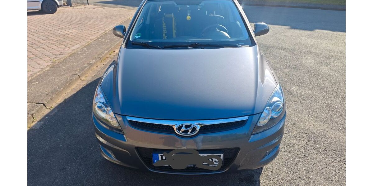 Hyundai i30 107.000 km 5.200 &euro; Delbrück 33129
