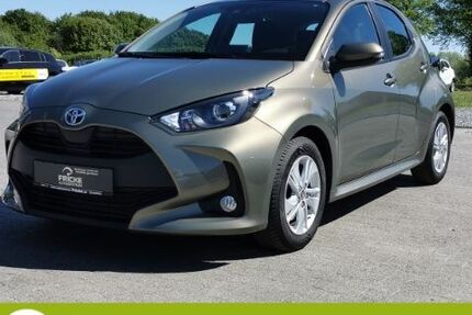 Toyota Yaris 15.302 km 18.840 &euro; Lippstadt 59557