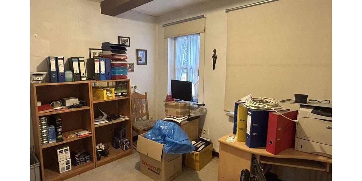 Einfamilienhaus Marsberg Niedermarsberg - 5 Zimmer, 140 m&sup2;, 150.000&euro; | Angebot:26724851