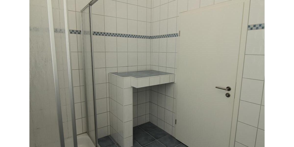 Büro mit Küche, Balkon und Parkplatz in Paderborn zimmer