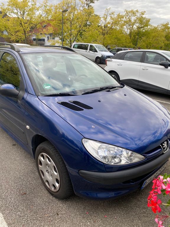 Peugeot 206 150.000 km 2.150 € Rheda-Wiedenbrück 33378