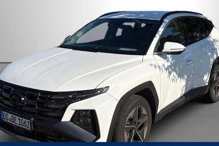 Hyundai TUCSON 9.900 km 33.480 € Detmold 32758