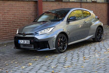 Toyota Yaris 5.098 km 45.499 € Lippstadt 59557