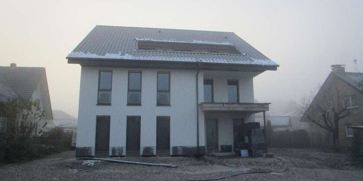 Haus zum Kaufen in Schloß Holte-Stukenbrock 2.150.000 € 547.37 m² 19 zimmer