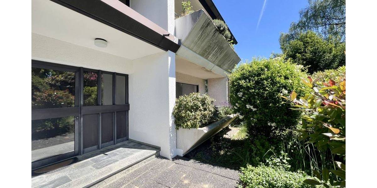 Etagenwohnung Detmold Innenstadt - 3 Zimmer, 75 m&sup2;, 175.000&euro; | Angebot:26909857