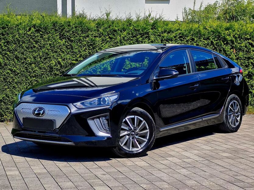 Hyundai IONIQ 80.000 km 14.899 € Bad Lippspringe 33175