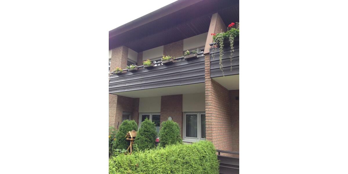 Etagenwohnung Bad Lippspringe - 4 Zimmer, 130 m&sup2;, 1.170&euro; | Angebot:25642590