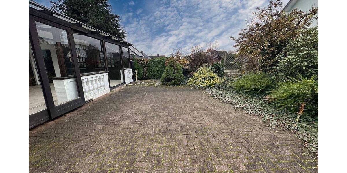Einfamilienhaus Steinheim - 6 Zimmer, 262 m&sup2;, 315.000&euro; | Angebot:26379441