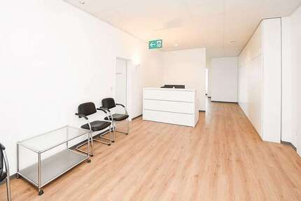 Büro in Bielefeld 2.403,50 € 253 m²