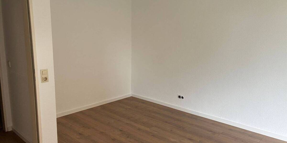 Etagenwohnung Detmold Innenstadt - 2 Zimmer, 64 m&sup2;, 480&euro; | Angebot:26903048