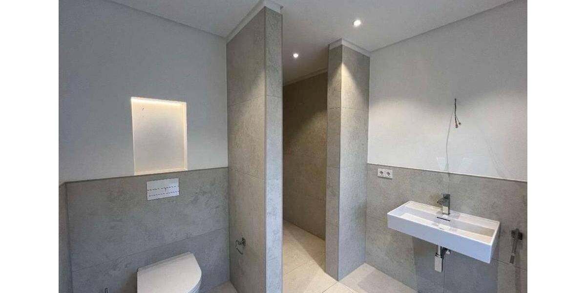 Erdgeschoßwohnung Paderborn - 2 Zimmer, 98 m&sup2;, 1.400&euro; | Angebot:25330786