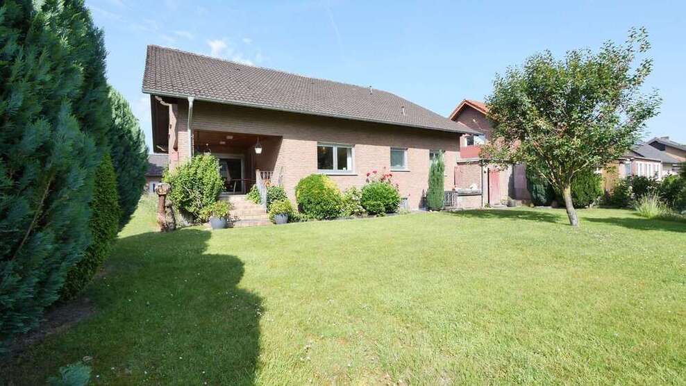 Haus zum Kaufen in Paderborn Elsen 620.000 € 180 m² 7 zimmer
